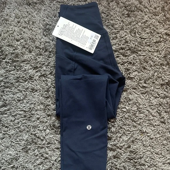 Lululemon Wunder Train HR with pockets - Picture 1 of 2